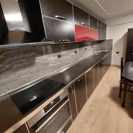 Apartment Selefi